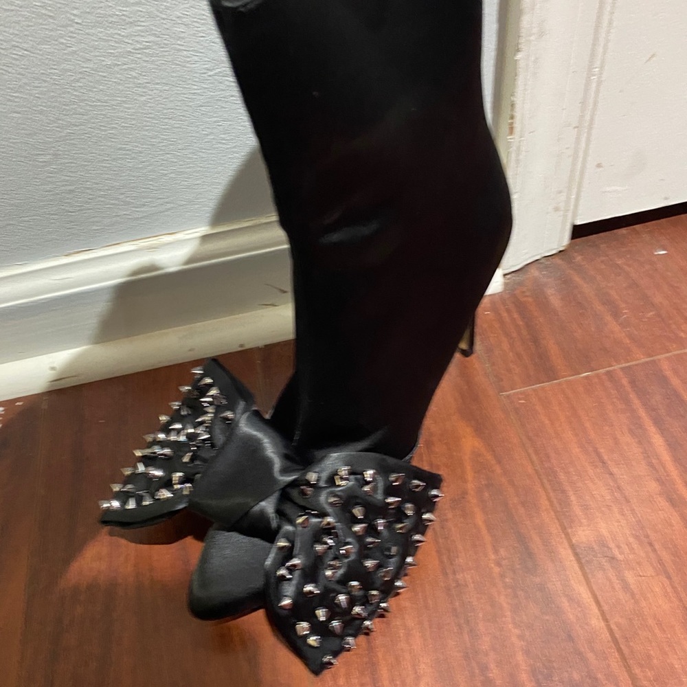 ICCONIC bow bootie